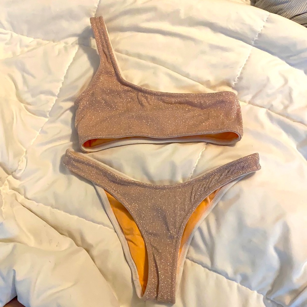 Xsmall top and bottem